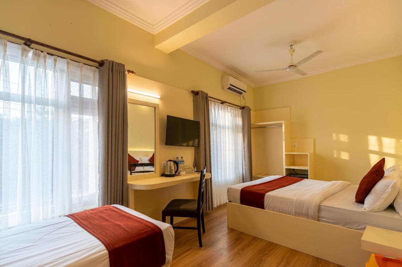 Hotel Peaceland Lumbini מראה חיצוני תמונה