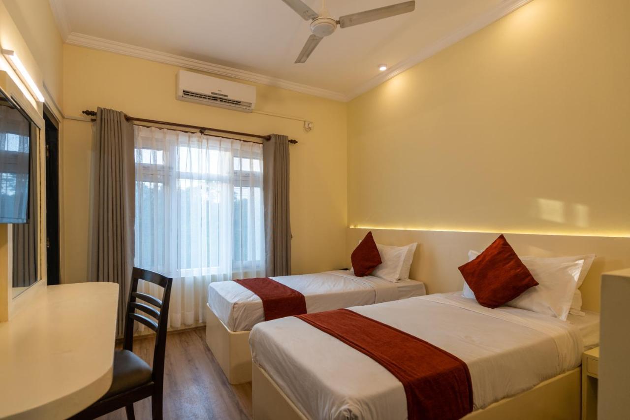 Hotel Peaceland Lumbini מראה חיצוני תמונה