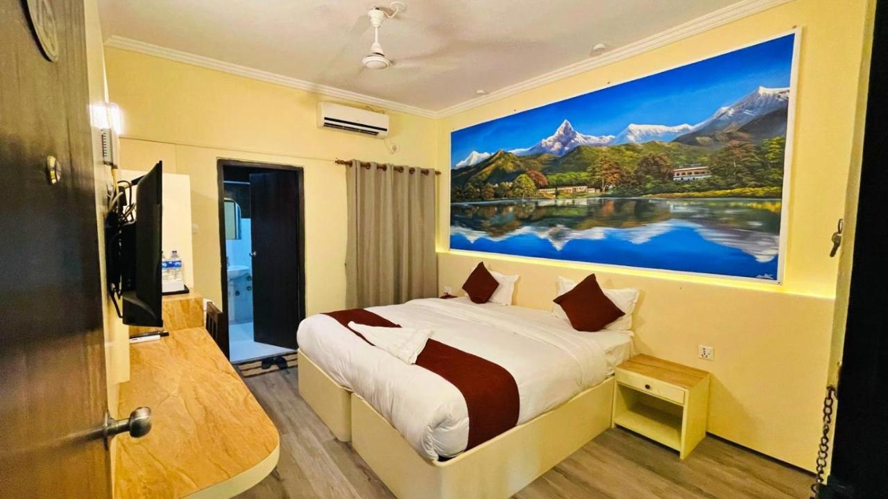 Hotel Peaceland Lumbini מראה חיצוני תמונה