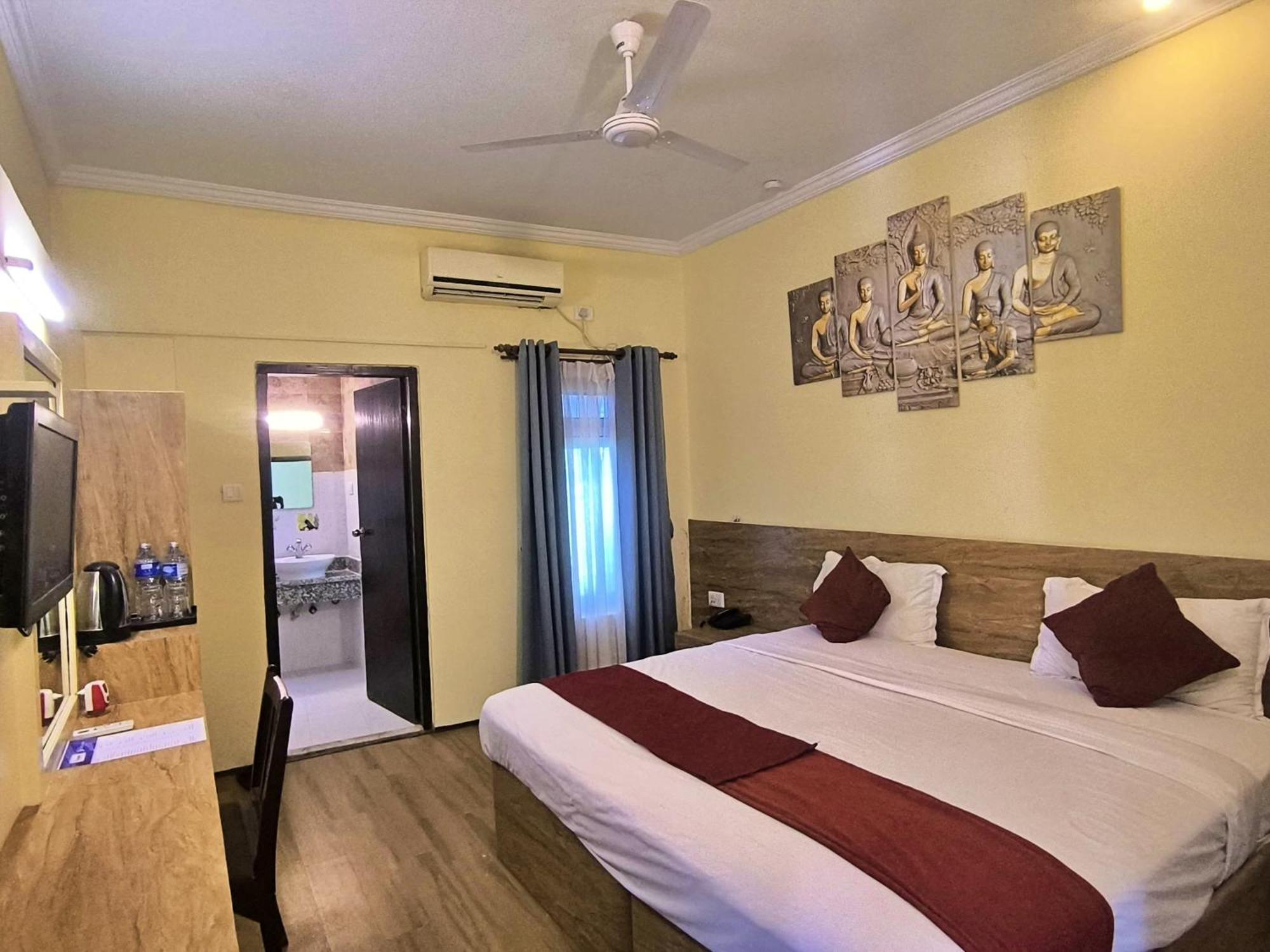 Hotel Peaceland Lumbini מראה חיצוני תמונה