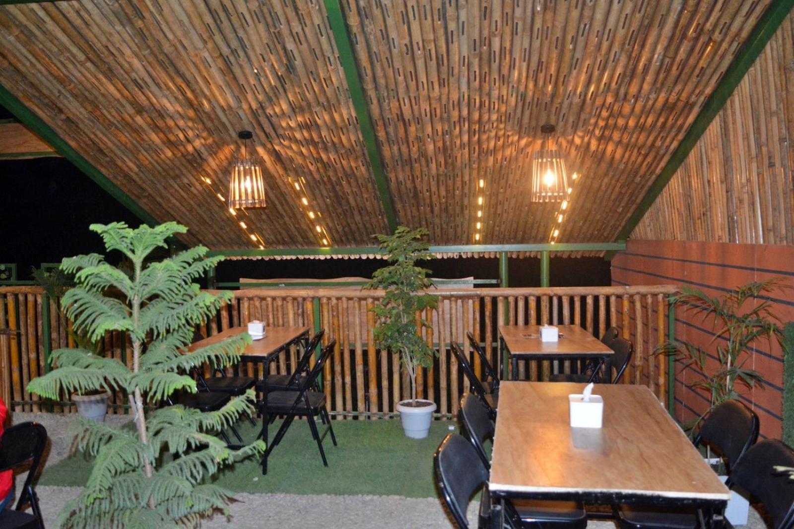 Hotel Peaceland Lumbini מראה חיצוני תמונה